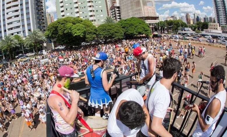 Fotos de Carnaval em Maringá será realizado no estacionamento do novo centro