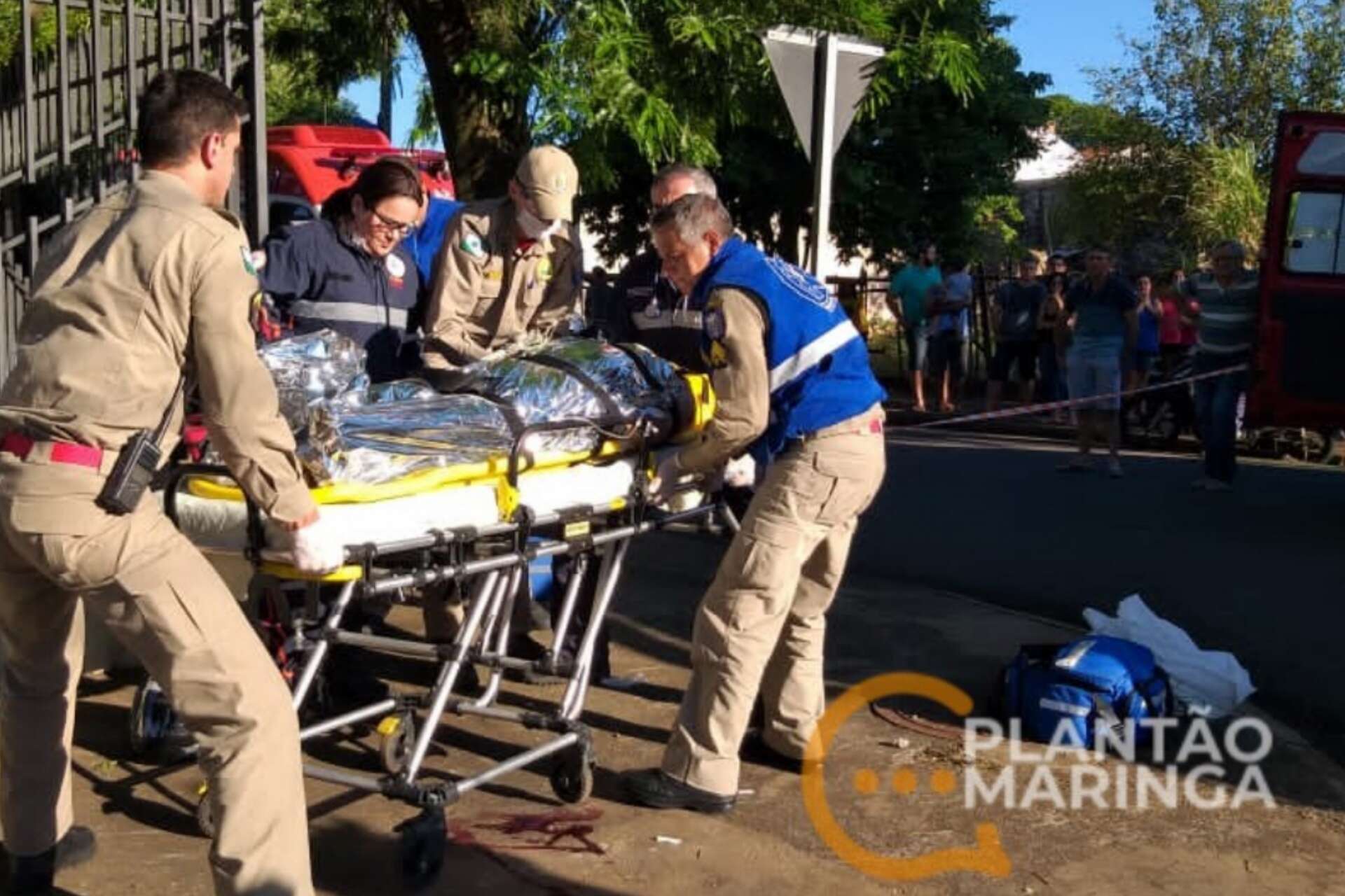 Casal Sofre Ferimentos Graves Após Bater Em Caminhão Em Maringá Plantão Maringá 6069