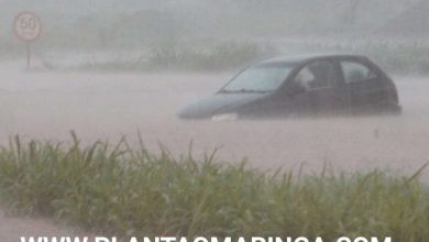 Fotos de Chuva forte deixa carros ilhados e interdita trecho de algumas Avenidas em Maringá