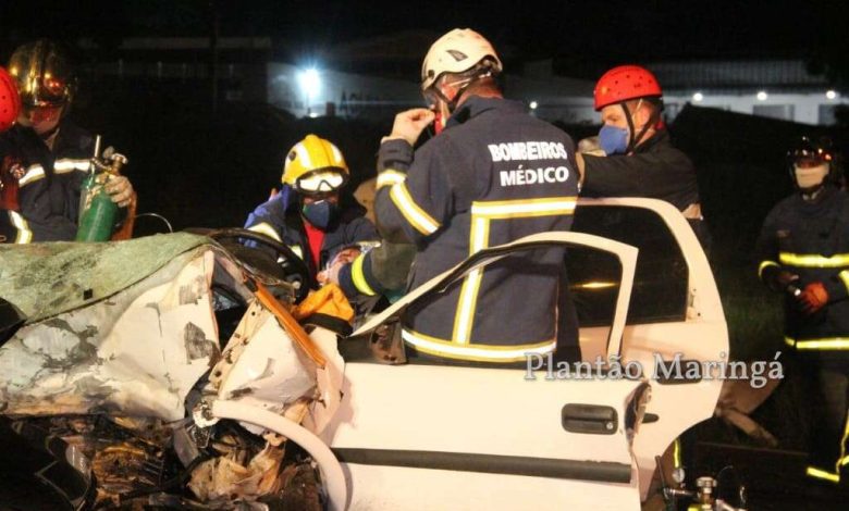 Fotos de Colisão frontal deixa duas pessoas gravemente feridas no contorno sul, em Maringá