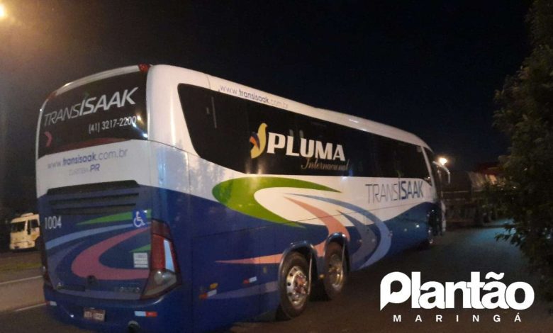 Fotos de Criminosos assaltam ônibus com quase 28 passageiros em Floresta