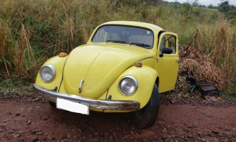 Fotos de Homem é encontrado morto próximo a um Fusca na região