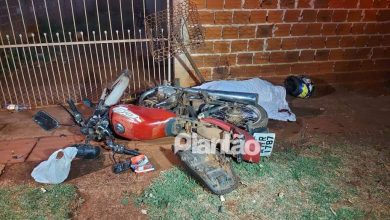 Fotos de Homem é morto a tiros enquanto andava de motocicleta em Sarandi