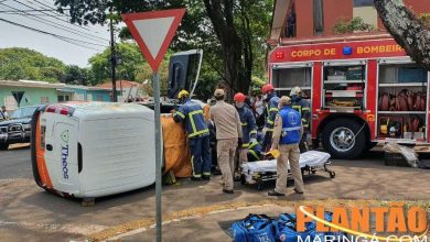 Fotos de Homem fica ferido após colisão seguida de tombamento, em Maringá