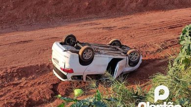 Fotos de Idosa de 67 anos fica ferida após capotamento na rodovia PR-323