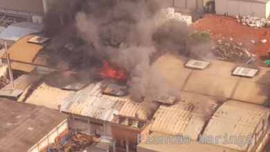 Fotos de Incêndio de grandes proporções em fábrica de borracha em Maringá