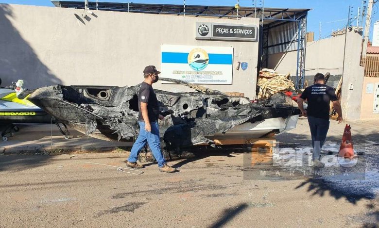 Fotos de Incêndio em loja náutica, destróI lancha e jet skis em Maringá