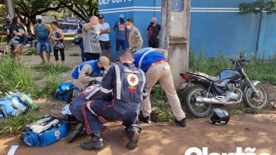 Fotos de Jovem é intubado após moto bater contra poste em Maringá