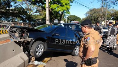 Fotos de Ladrões de estepes são presos após perseguição e acidente em Maringá