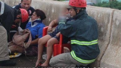 Fotos de Mãe e filho de cinco anos ficam feridos após capotamento de veículo no contorno norte em Maringá