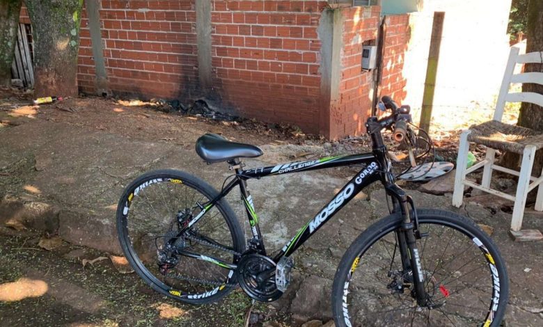 Fotos de Maringá: criança de 10 anos é entubada depois de bater bike em muro