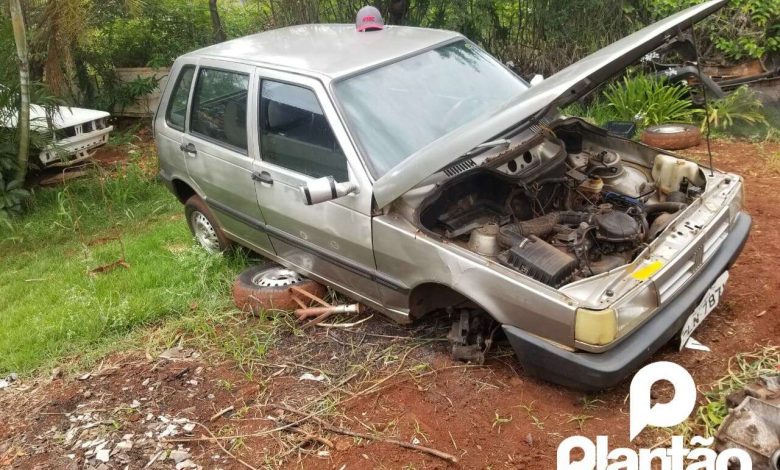 Fotos de Mecânico de 74 anos sofre ferimentos graves após carro cair sobre ele durante manutenção, em Sarandi