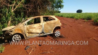 Fotos de Mistério em Maringá; carro sem queixa de roubo é encontrado totalmente queimado na área rural da cidade