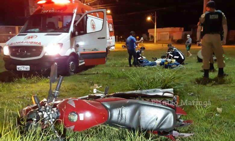 Fotos de Motoboy é socorrido inconsciente e com lesões graves após queda de moto em rotatória, em Maringá