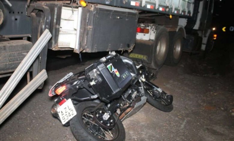 Fotos de Motociclista cai na rodovia, e é atropelado por carretas na PR-323 entre Paiçandu e Água Boa