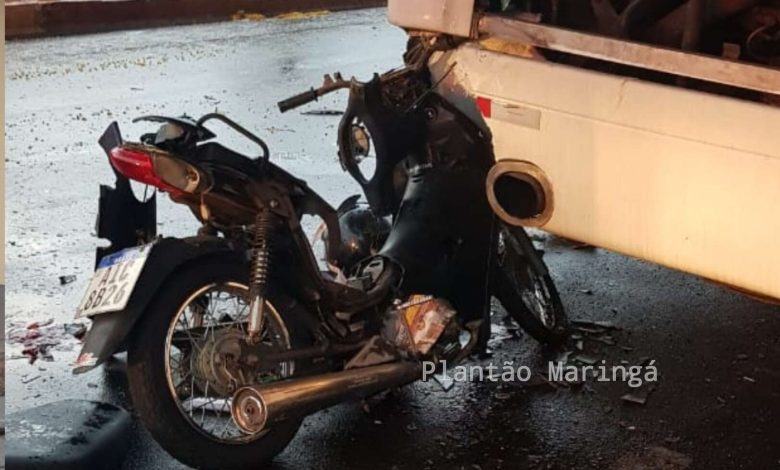 Fotos de Motociclista é entubado após bater na traseira de ônibus em Sarandi