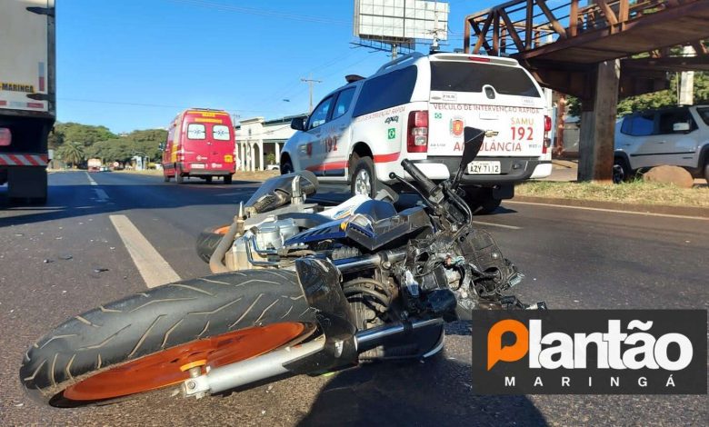 Fotos de Motociclista é intubado após bater na traseira de caminhão em Maringá