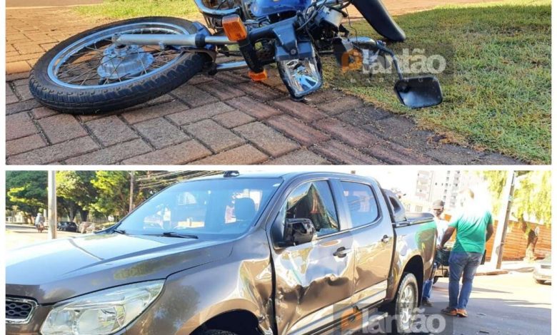 Fotos de Motociclista é intubado após motorista de caminhonete avançar preferencial em Maringá