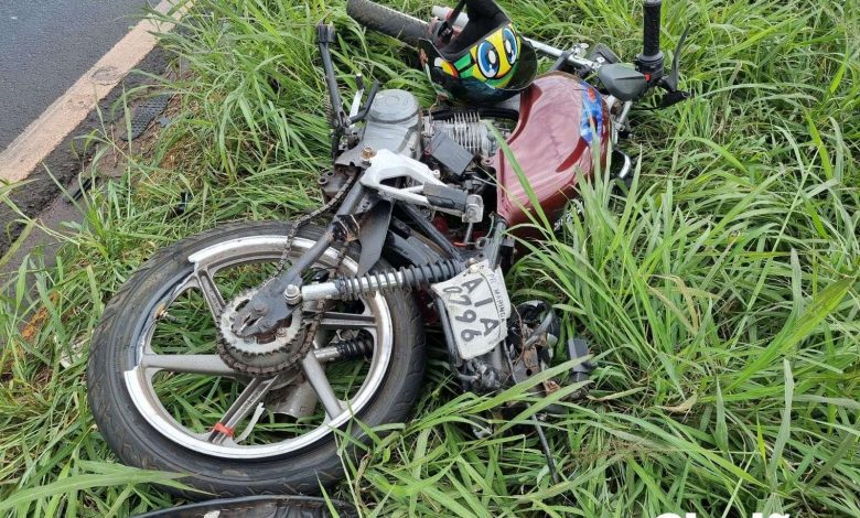 Fotos de Motociclista fica em estado gravíssimo após se envolver em acidente com caminhonete em Sarandi