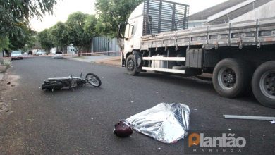 Fotos de Motociclista morre após bater na traseira de caminhão estacionado em Maringá