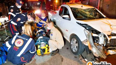 Fotos de Motociclista na contramão sofre ferimentos graves após bater de frente com carro em Sarandi