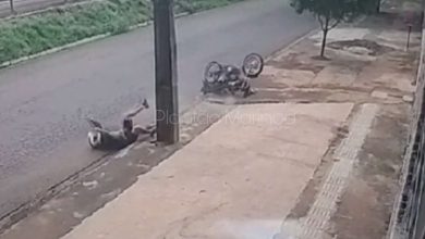 Fotos de Motociclista sofre ferimentos graves após moto bater contra poste em Maringá