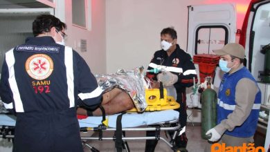 Fotos de Motociclista sofre traumatismo craniano após ser atingido por carro em Sarandi; o motorista fugiu do local