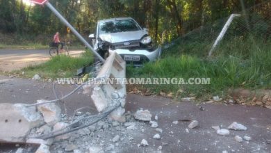 Fotos de Motorista bate em poste e deixa moradores sem energia em Maringá