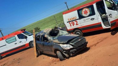 Fotos de Motorista morre e quatro pessoas ficam feridas após capotamento na região