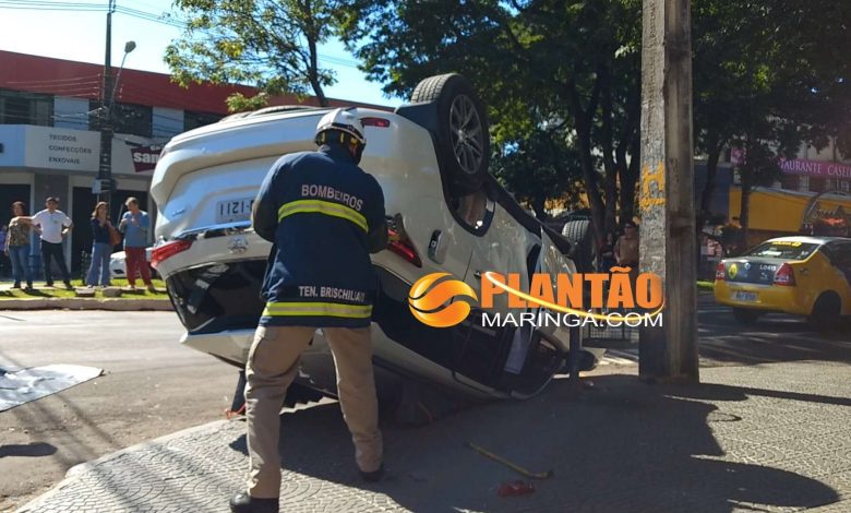 Fotos de Motorista segue instruções do gps e causa acidente na Avenida Paraná em Maringá