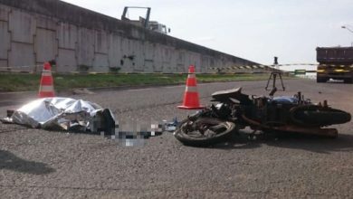 Fotos de Motociclista de 27 anos, morre após cair de moto, e ser atropelada por caminhão em Maringá