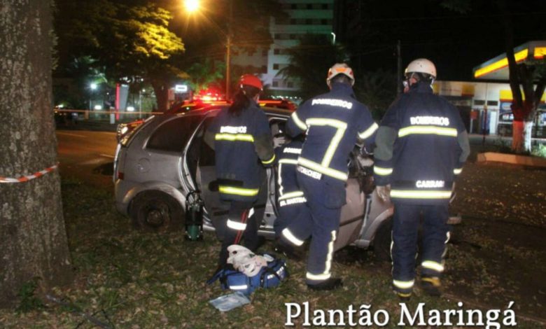 Fotos de Mulher é socorrida em estado grave após grave acidente na Avenida Colombo, em Maringá