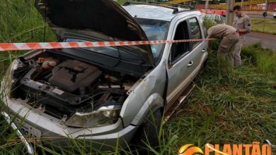 Fotos de Mulher fica ferida após capotamento na marginal da PR-323