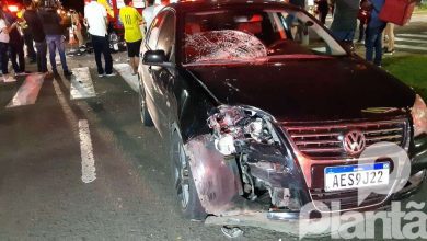 Fotos de Mulher sofre ferimentos graves após carro invadir preferencial, em Maringá