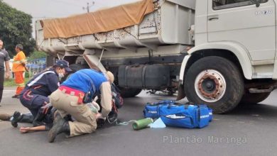 Fotos de Nasceu de novo - motoqueiro passa por de baixo de caminhão em acidente