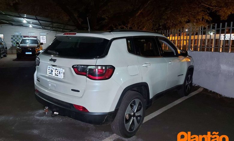 Fotos de Choque apreende carro 'dublê' em casa de alto padrão em Maringá