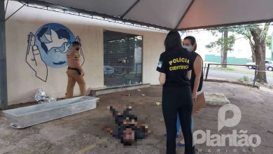 Fotos de Perícia aponta que homem encontrado morto em Maringá levou um tiro no peito