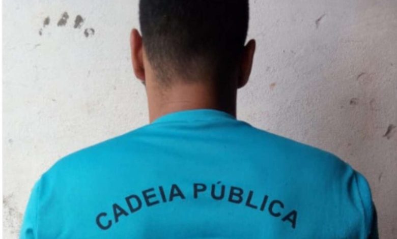 Fotos de Polícia cívil de Sarandi, prende homem acusado de abusar da enteada