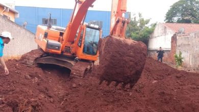 Fotos de Polícia encontra ossada humana em terreno na vila operária em Maringá