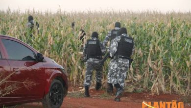 Fotos de Polícia Militar recupera carro roubado depois de perseguição e troca de tiros em Sarandi