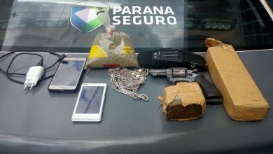 Fotos de Polícia Militar recupera veículo, apreende arma, droga e prende duas pessoas em Sarandi