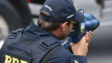 Fotos de PRF flagra um motorista bêbado a cada 44 minutos no feriado de Natal no Paraná, nove pessoas morreram