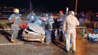 Fotos de Quatro pessoas ficam feridas após motorista invadir pista contrária e bateu de frente com outro em Mandaguaçu