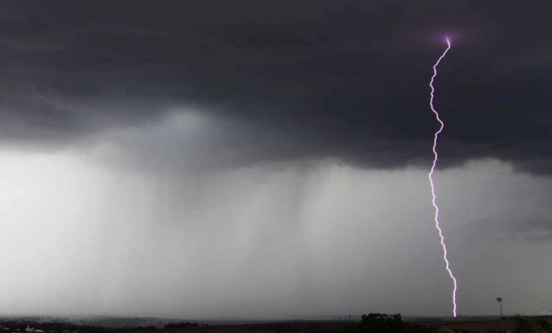 Fotos de Temporal causou transtornos e prejuízos na tarde de hoje em diversos pontos de Maringá