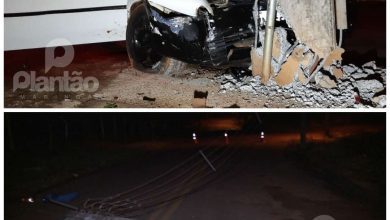 Fotos de Três postes foram destruídos após dois acidentes na marginal do contorno norte Maringá