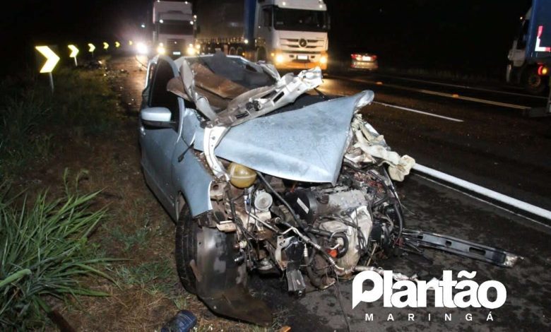 Fotos de Veículo invade pista contrária e bate em dois caminhões e deixa dois moradores de Maringá com ferimentos graves