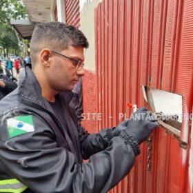 Fotos de Homem é brutalmente assassinado com golpes de faca na cabeça em Maringá