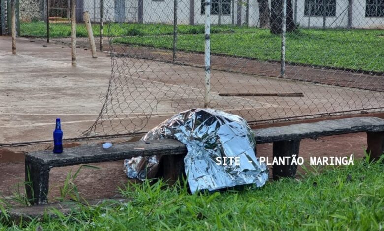 Fotos de Homem é encontrado morto ao lado de uma igreja católica em Maringá