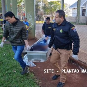 Fotos de Homem executado com tiro na cabeça ao lado de Igreja em Maringá é identificado