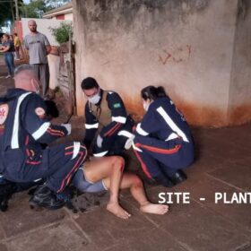 Fotos de Imagens mostram moça sendo morta na frente da mãe em Maringá